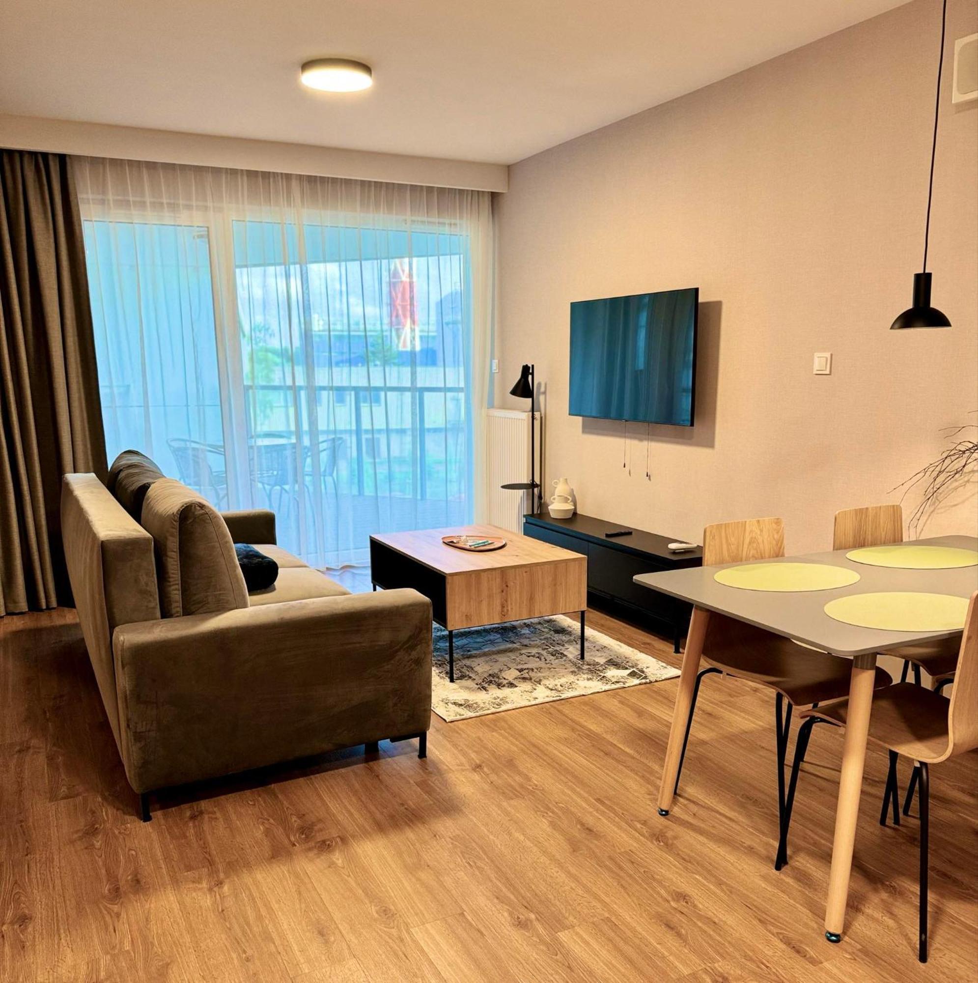 Akces Apartamenty Kasprowicza 20C- Basen, Sauny, Jacuzzi, Silownia W Cenie - Schwimmbad, Saunen, Jacuzzi, Fitnessstudio Im Preis Kołobrzeg Zewnętrze zdjęcie